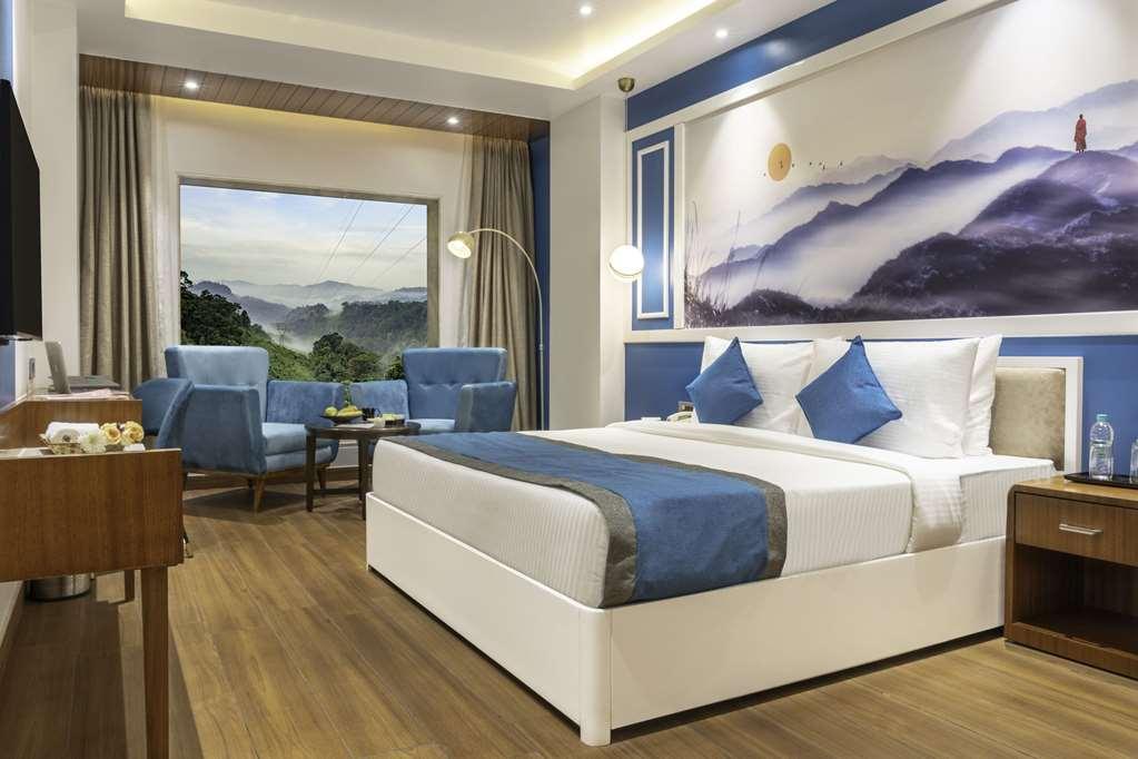 Clarion Hotel Epicure Ντεχραντούν Δωμάτιο φωτογραφία